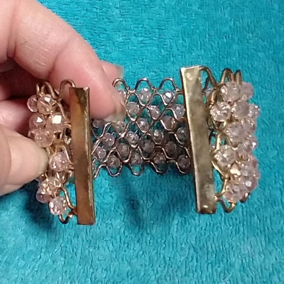Elegant Pink Goldtone Faceted Beaded Crystal Mesh Weave Wire Wide Cuff Bracelet - Picture 6 of 7